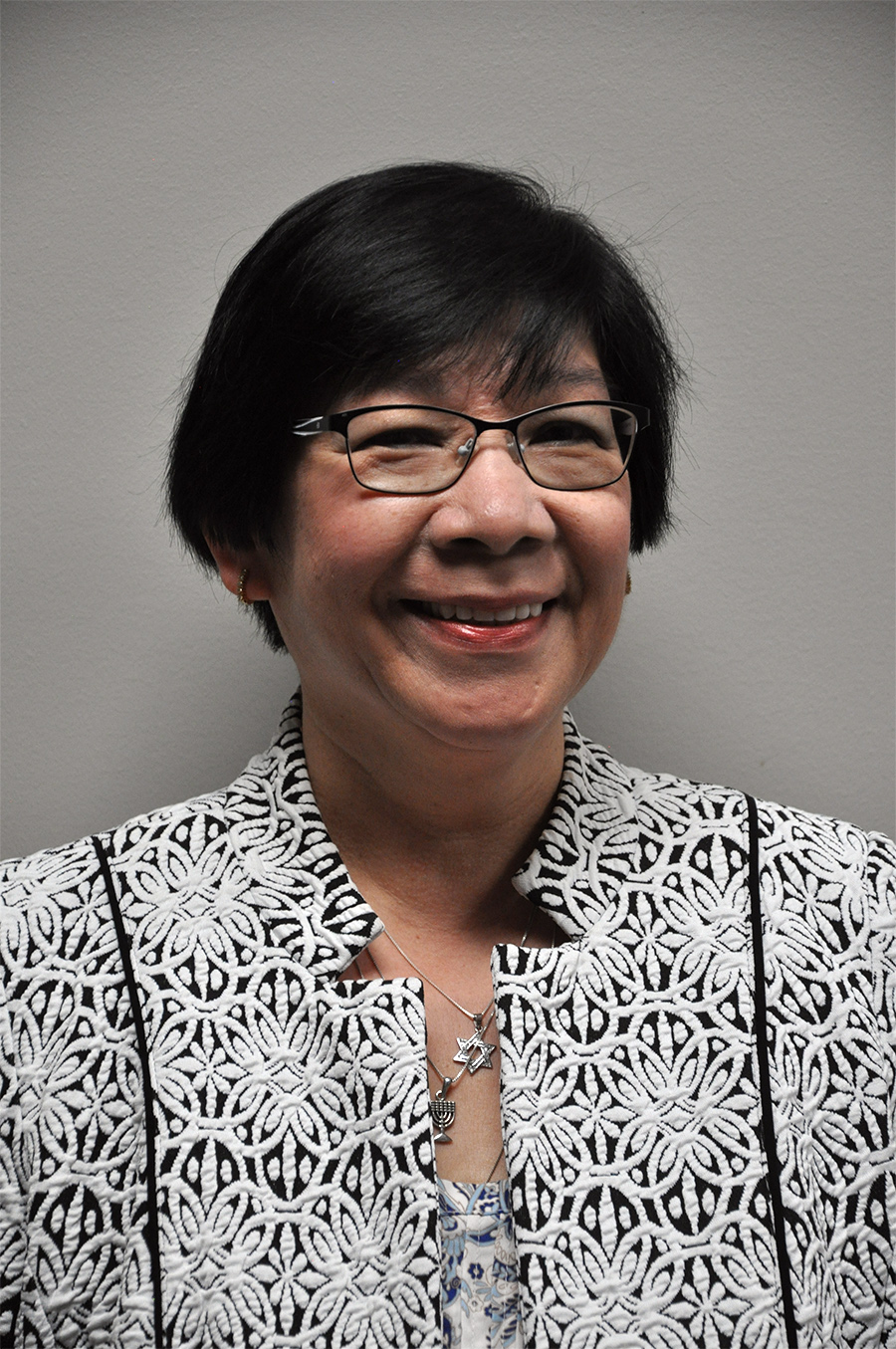 Rowena Dela Cruz